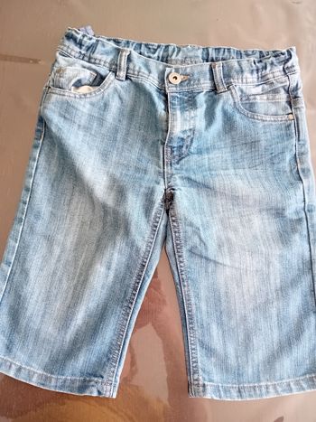 Short Tape a l'œil 12 ans. 