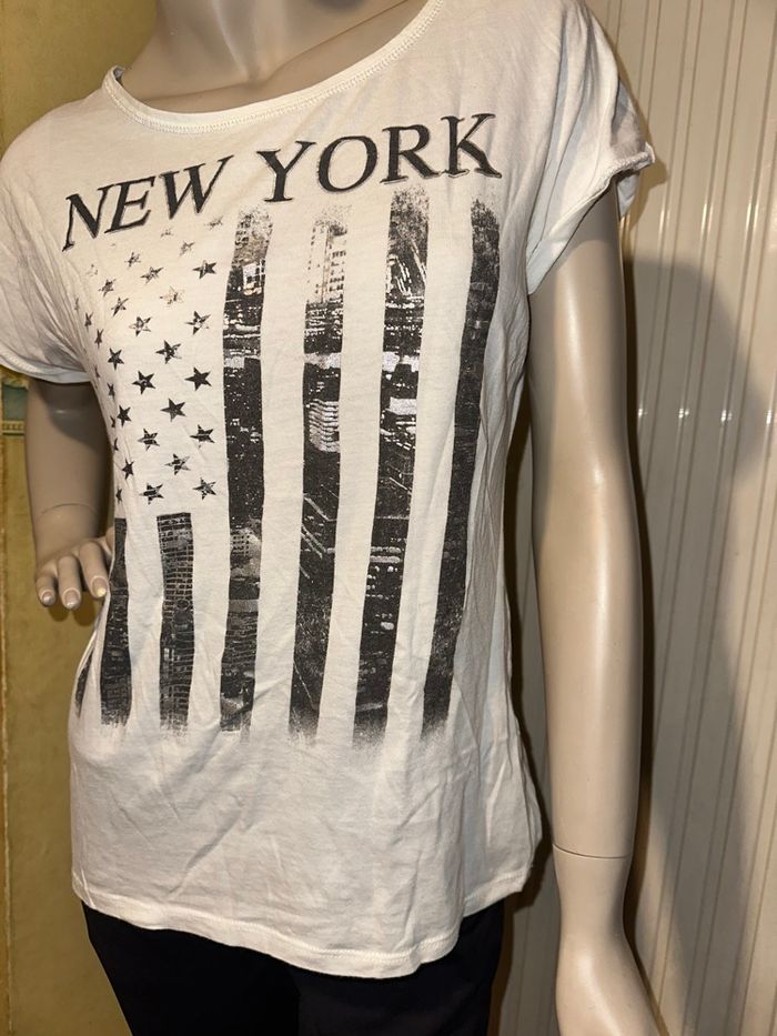 T-shirt taille S - photo numéro 2