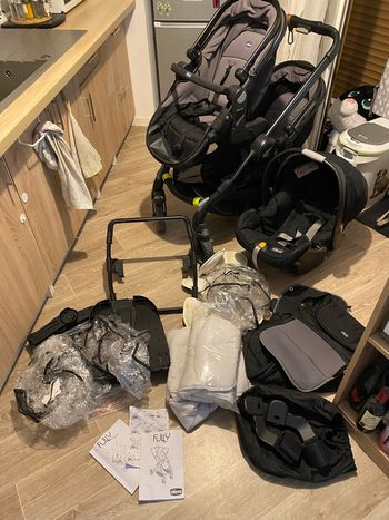 Poussette double fully chicco