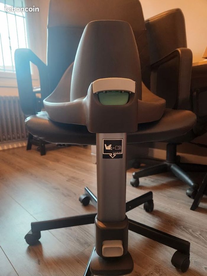 Cosy cybex Cloud z et base isofixe - photo numéro 4