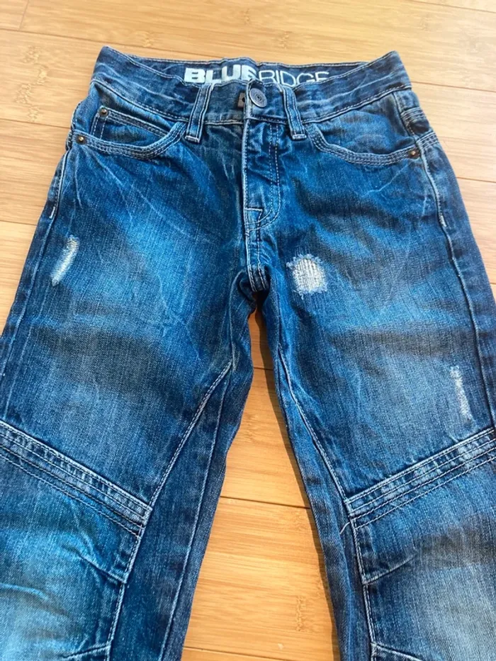 8 ans - Pantalon en jeans super état - photo numéro 2
