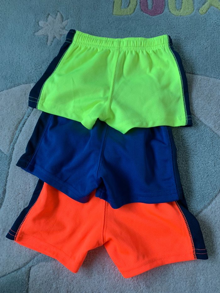 Lot 3 Shorts - 6mois - photo numéro 2