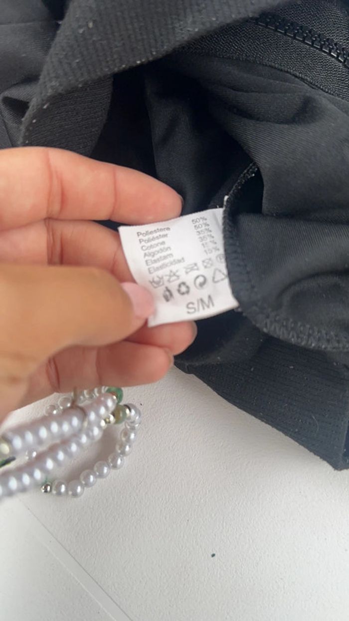 Gilet noir - photo numéro 3