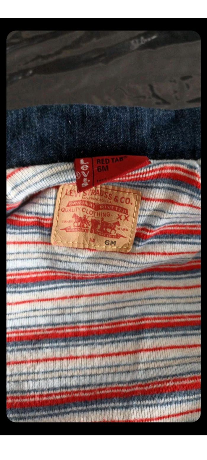 Ensemble levis 6 mois - photo numéro 4