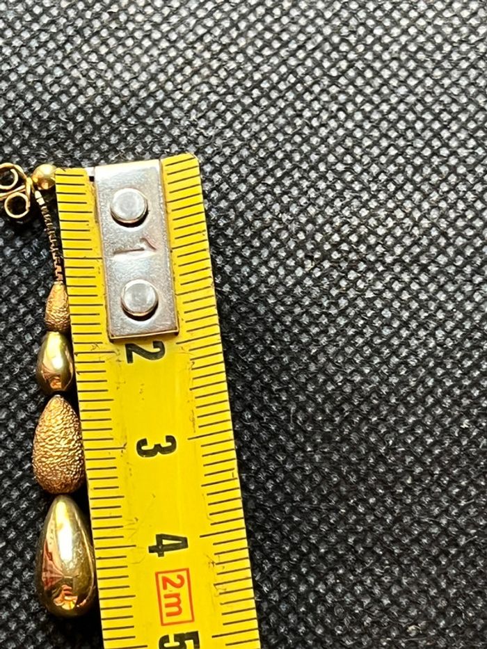 Belle paire de boucles d’oreilles pendantes «gouttes » en or 18 carats femme TBE - photo numéro 4