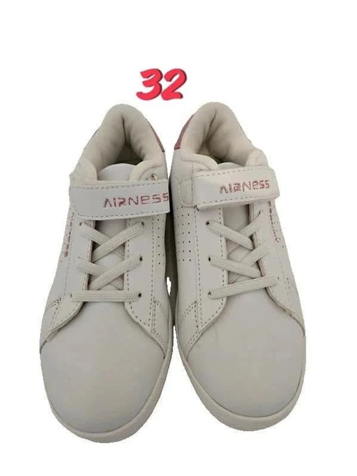 Basket à scratch  rose et blanc " Airness" / 32