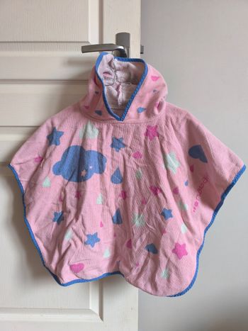 Cape de bain licorne très bon état 