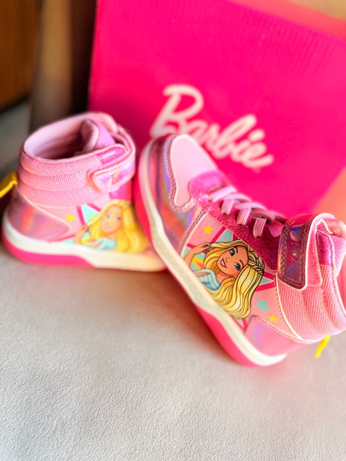 Basket lumineuse barbie - photo numéro 5