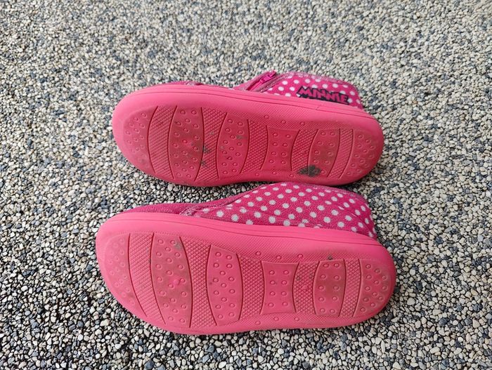 Chaussons Minnie taille 30 - photo numéro 4