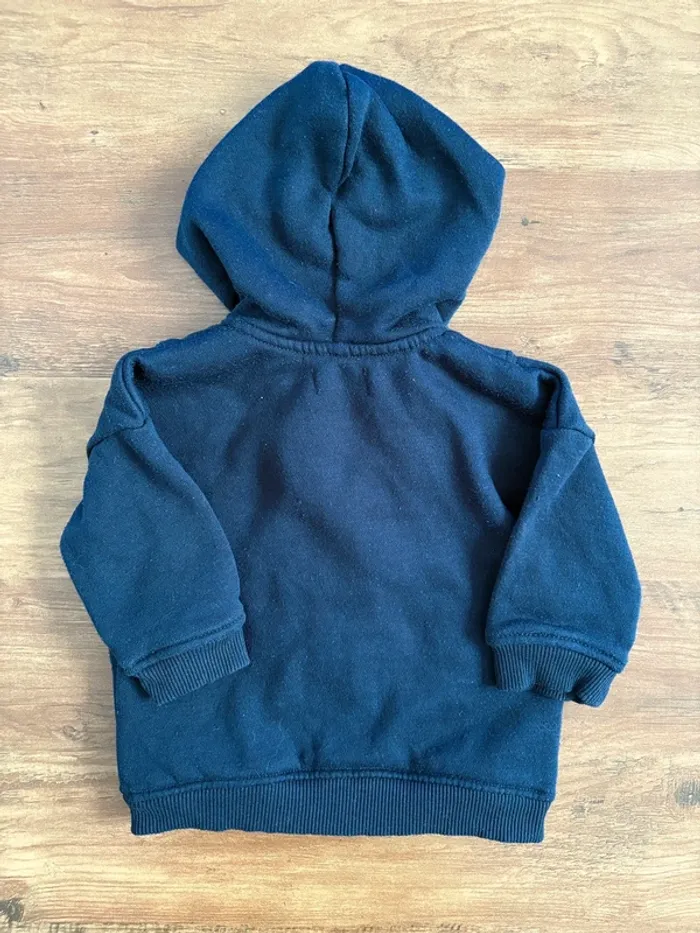 Veste capuche 6 mois - photo numéro 2