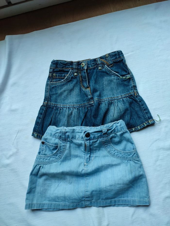 Lot de 2 jupes en jean 6 ans