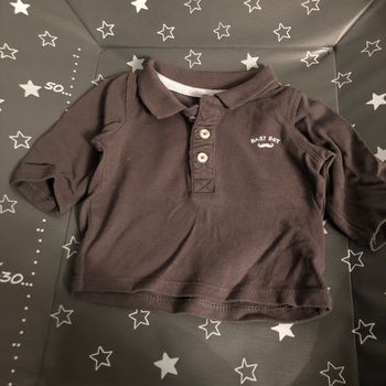 Polo kiabi gris très bon etat 3 mois