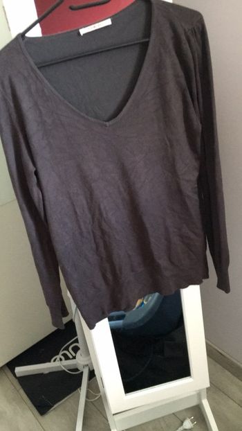 Pull gris taille L