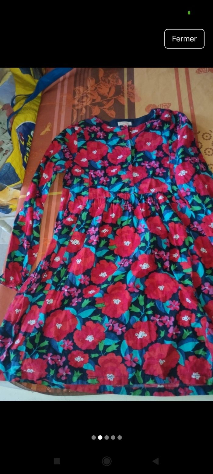 Très belle robe fille e74 - photo numéro 2