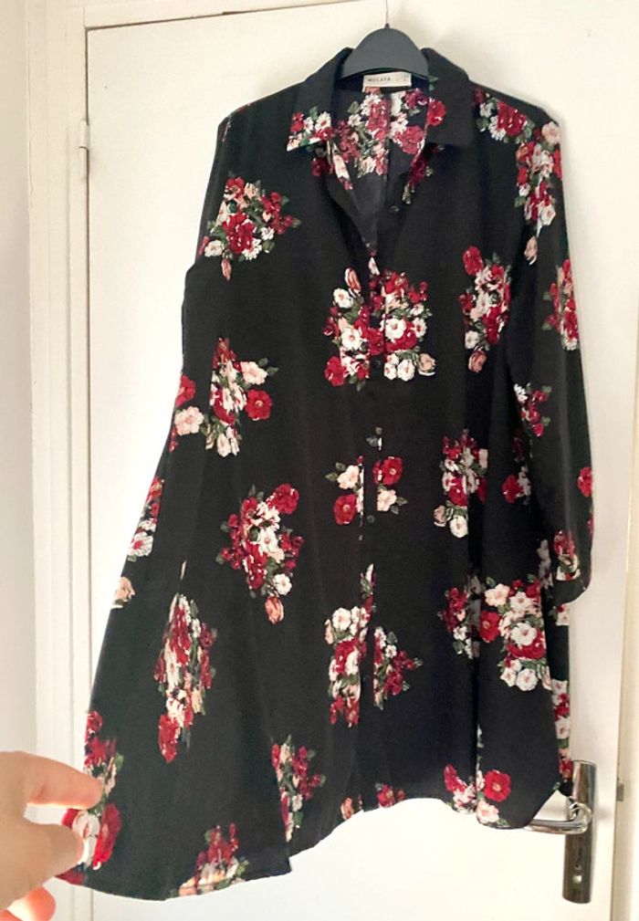 Robe chemise a fleurs évasée courte taille L - photo numéro 3