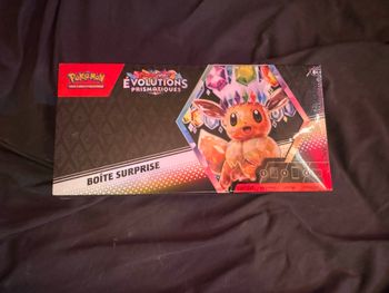 Boîte surprise évolution prismatique - pokemon