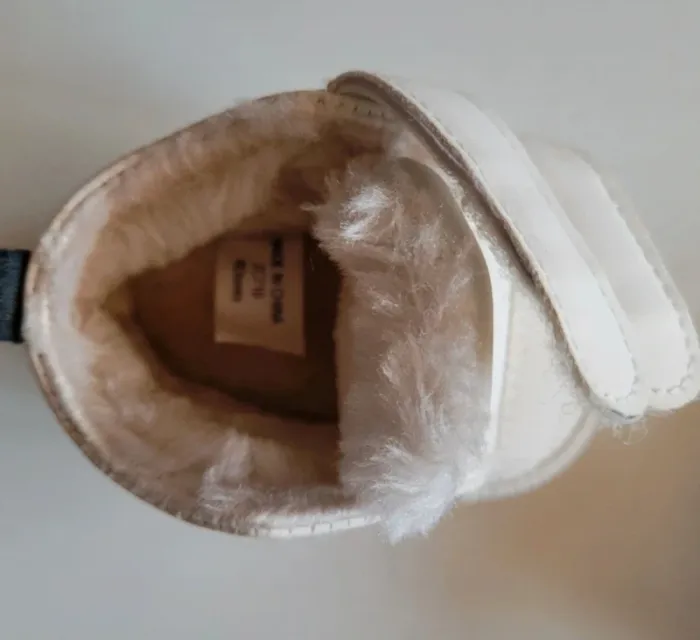 Baskets fourrées 'Minnie' de 'Disney' 0-3mois - photo numéro 3