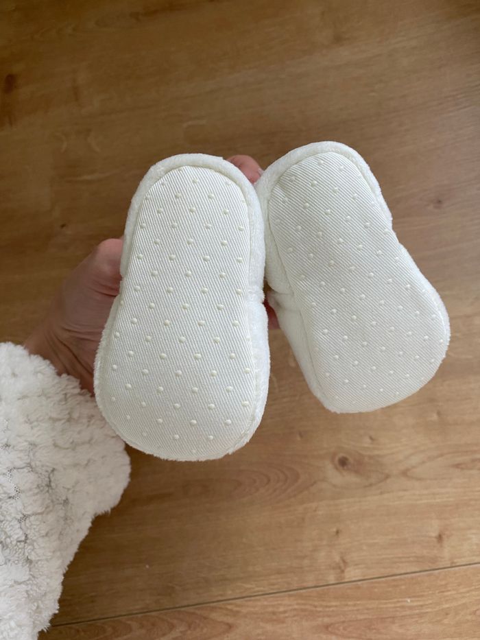 Chaussons kiabi 3/6 mois - photo numéro 2