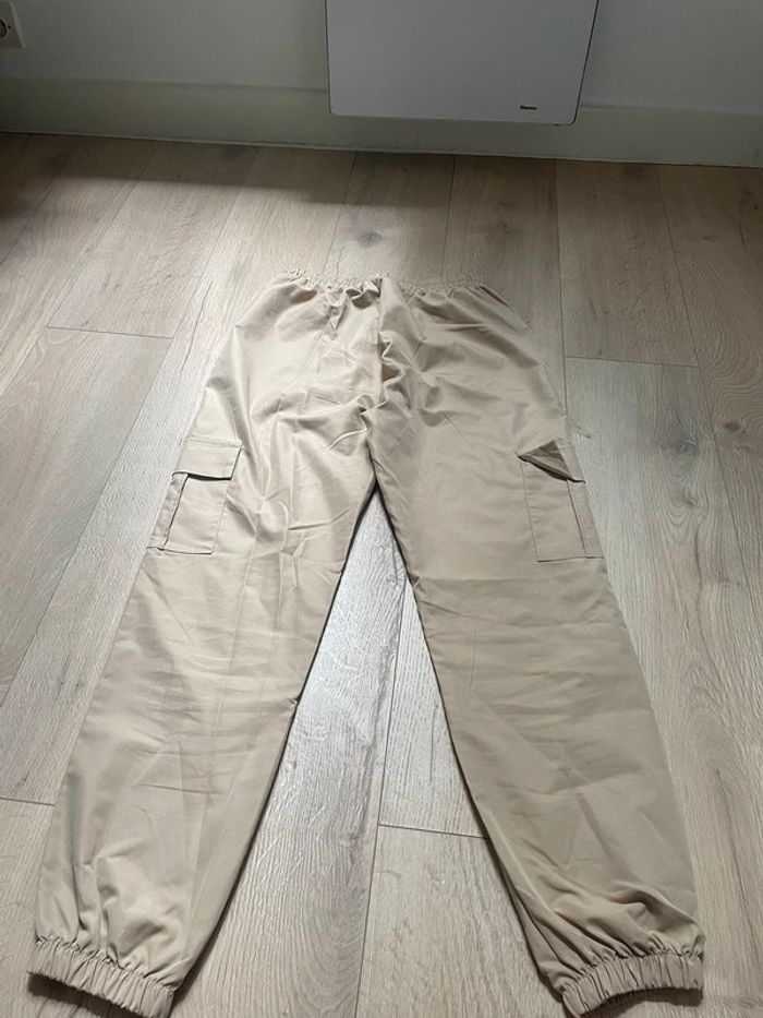 Pantalon cargo beige - photo numéro 2