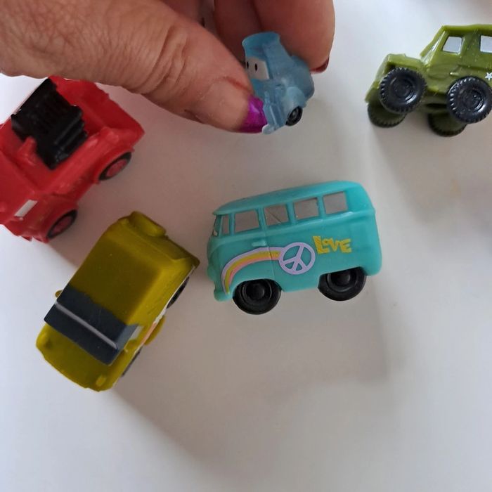 Voitures souples porte crayon #cars - photo numéro 5