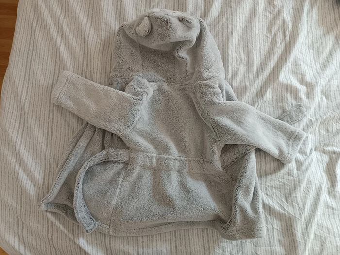 Peignoir gris bébé 68-74 cm - photo numéro 3