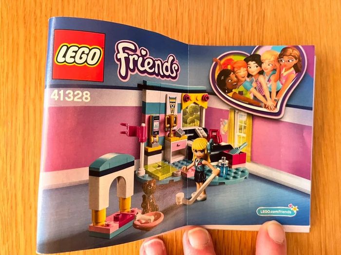 Lego friends chambre de Stéphanie 41328 - photo numéro 2
