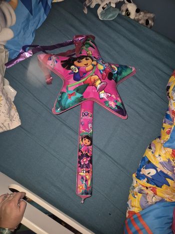 Baguette magique gonflable Dora