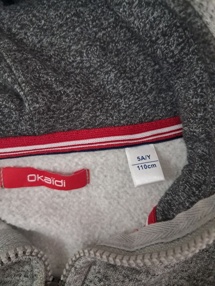 Gilles zippé avec capuche - photo numéro 3