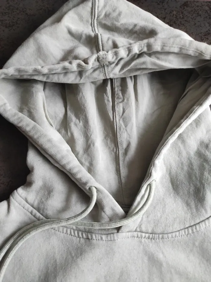 Sweat vert clair - photo numéro 3