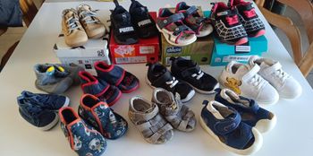 Lot 12 paires chaussure chausson bébé garçons 