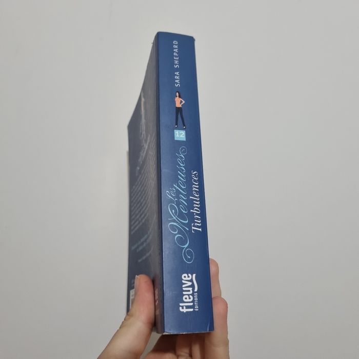 Pretty Little Liars les menteuses 12 Turbulences - photo numéro 7