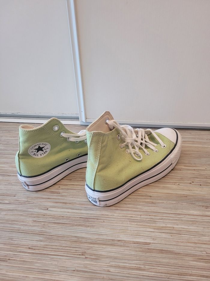Converse vertes - photo numéro 3