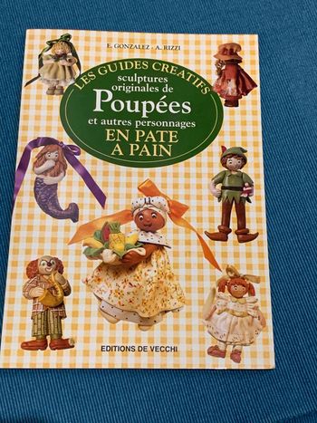 Sculptures originales de poupées et autres personnages en pâte à pain