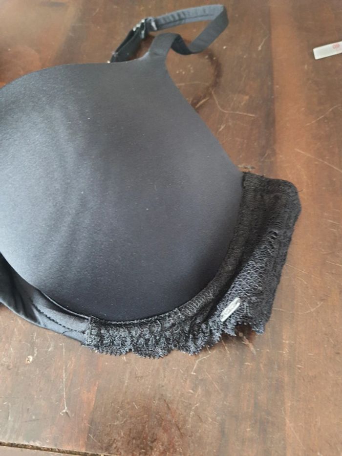Soutiens-gorge noir Hunkemöller fr85D eu70D - photo numéro 18
