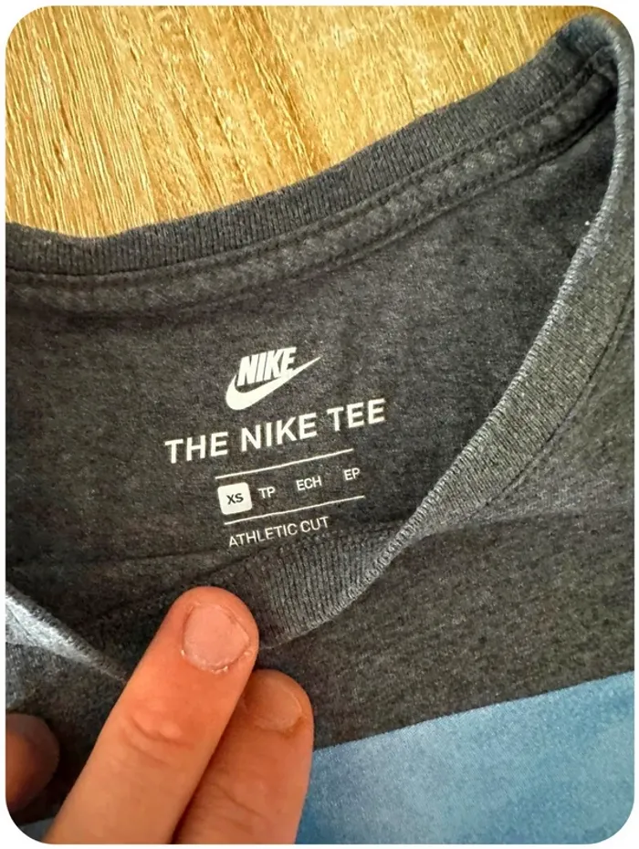 T shirt Nike - photo numéro 2