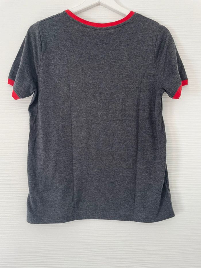 Haut t-shirt gris à manches courtes uni basique simple col rouge - photo numéro 3