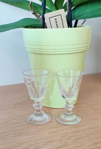 🍸2 petits verres à pieds 🍸