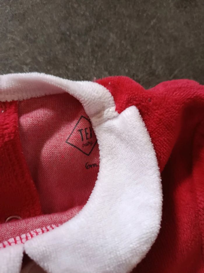 Pyjama rouge et blanc coeur 6 mois - photo numéro 3