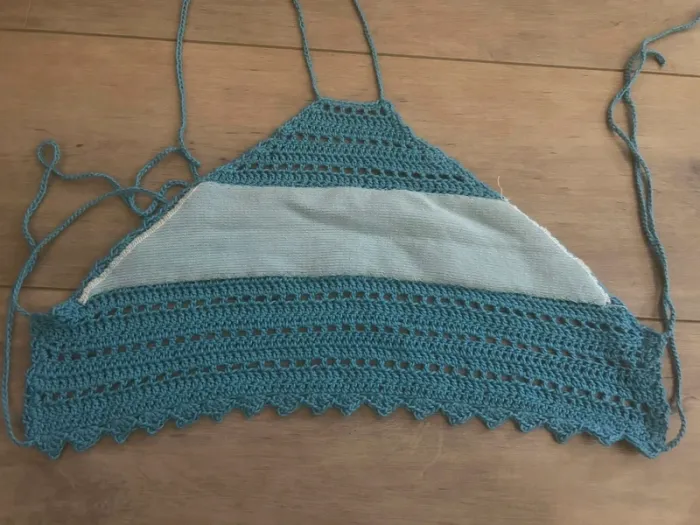 Haut crochet fait main taille 8 10 environ - photo numéro 2