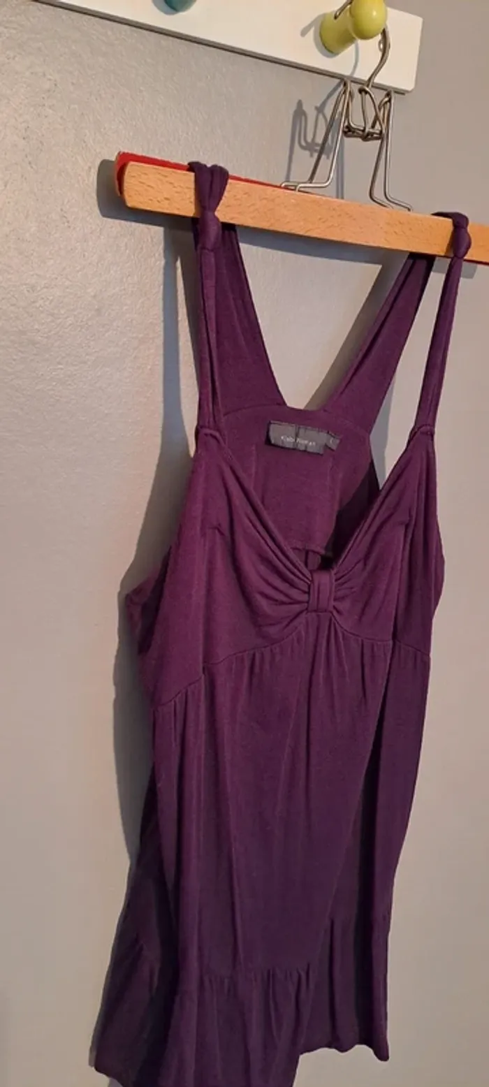 Débardeur femme violet avec un nœud sur le devant - Marque Kiabi Woman - Taille 40 - Très bon état. - photo numéro 4