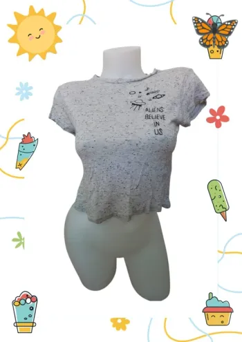 Tee shirt court