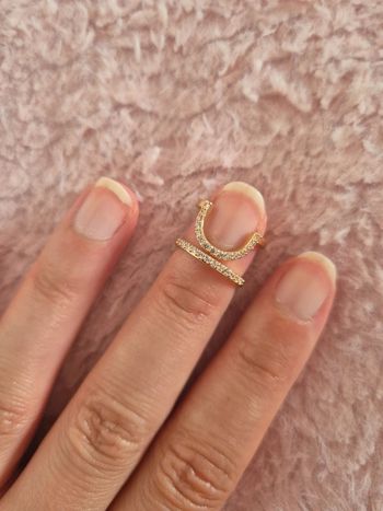 Magnifique bague pour ongle