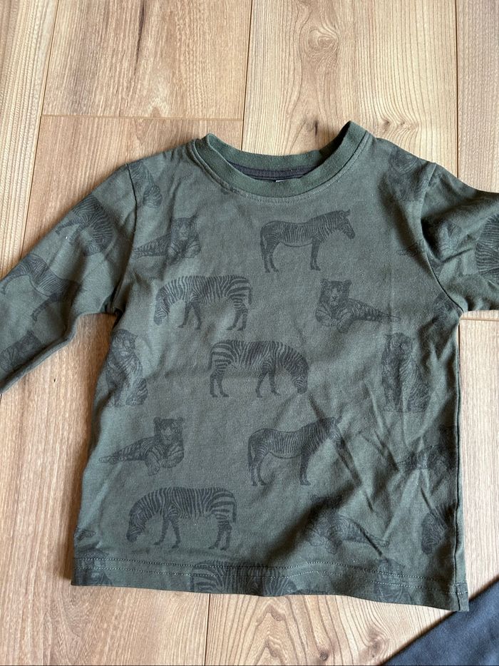 Lot de 2 tee-shirts 3 ans - photo numéro 2