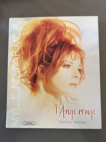 Livre L’ange rouge Mylène Farmer