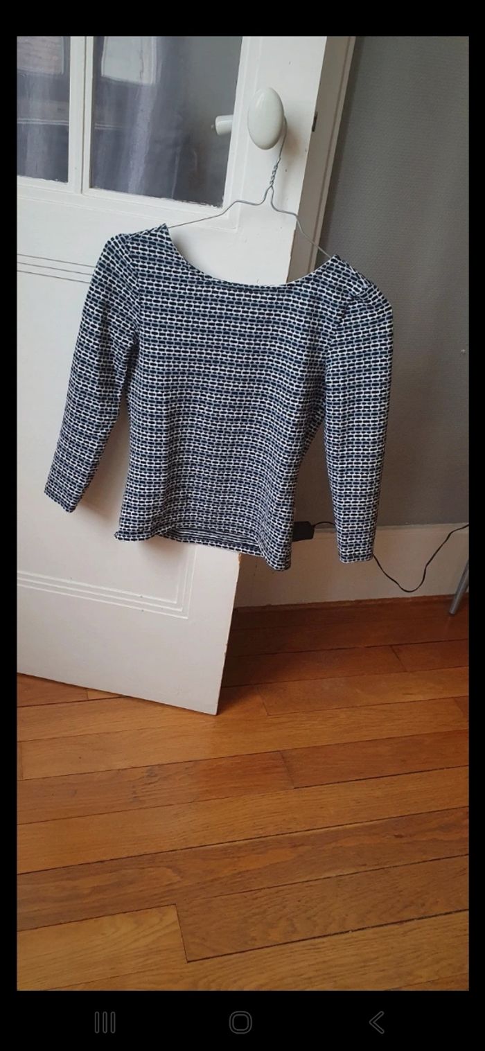 Tee shirt