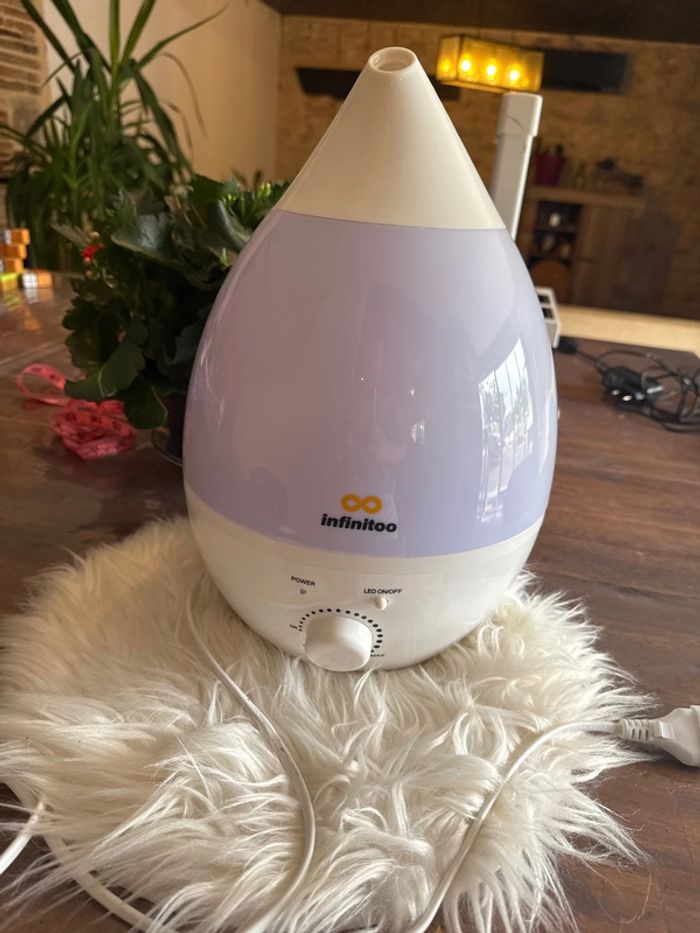 Humidificateur d'air et veilleuse Infinitoo