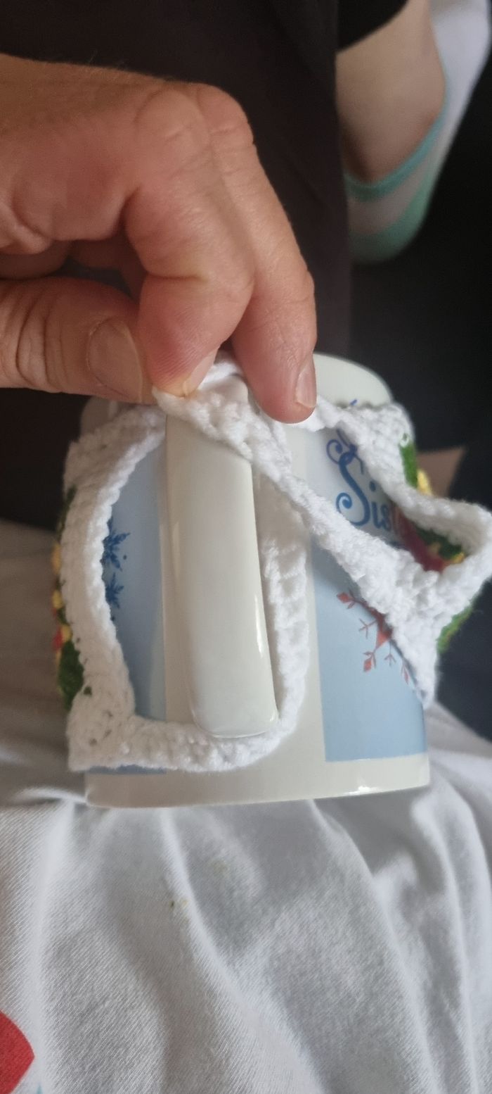 Enfiler autour de la tasse - photo numéro 5