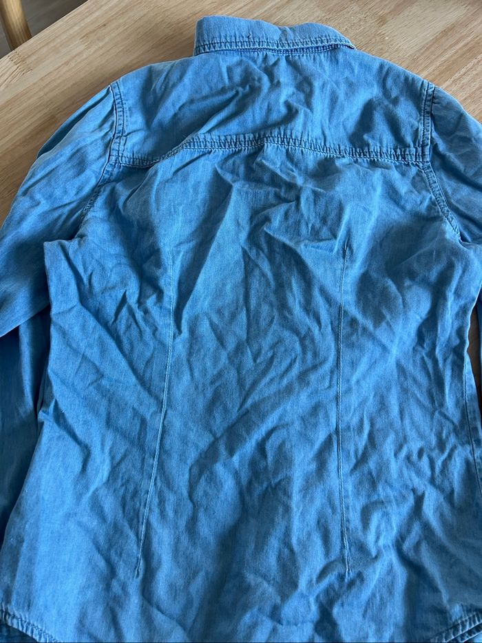 Chemise en jean parfait état taille 36 - photo numéro 4