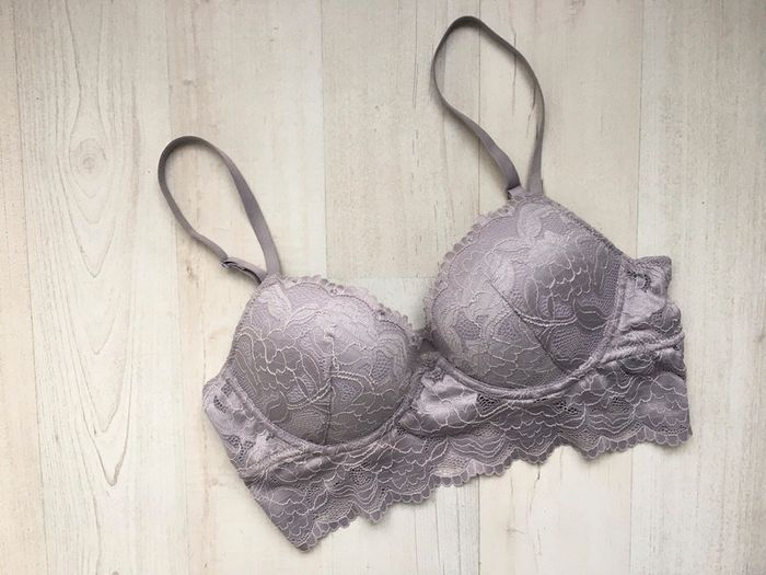 Soutien-gorge bustier en dentelle - photo numéro 3