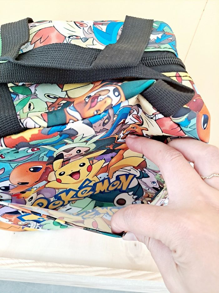 neuf sac isotherme pour repas lunch gouter pique nique multi pokémon pikachu - photo numéro 3
